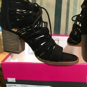 Vince Camuto Booties